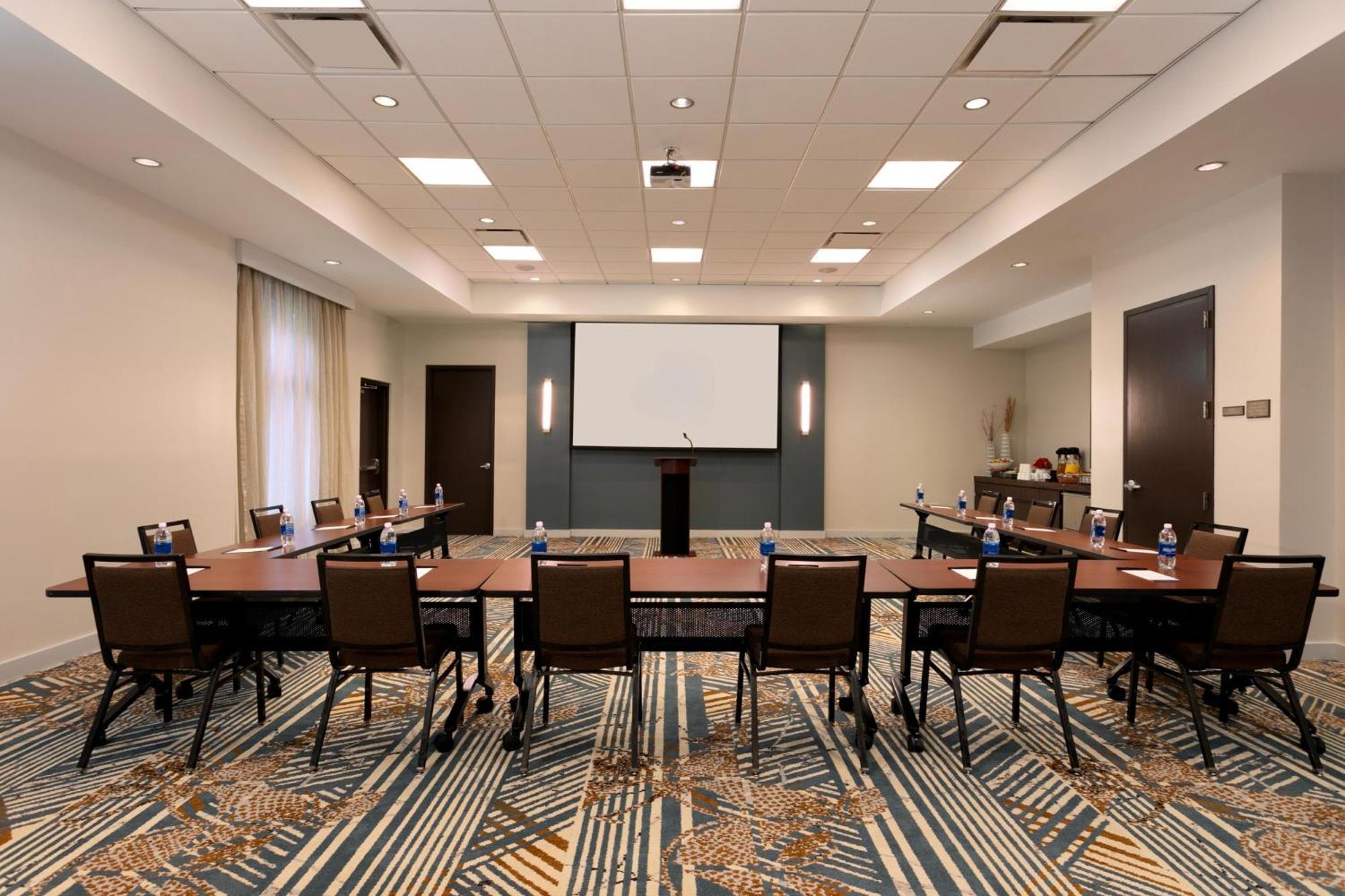 Hyatt Place Баямон Экстерьер фото